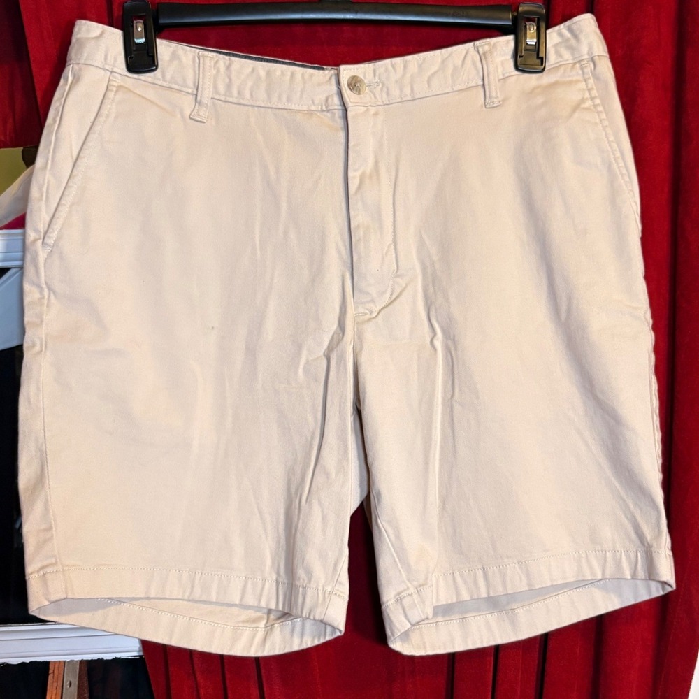 Nautica Chino Shorts Mens 35W Beige Good Stretch Flat Front Classic 8in Inseam